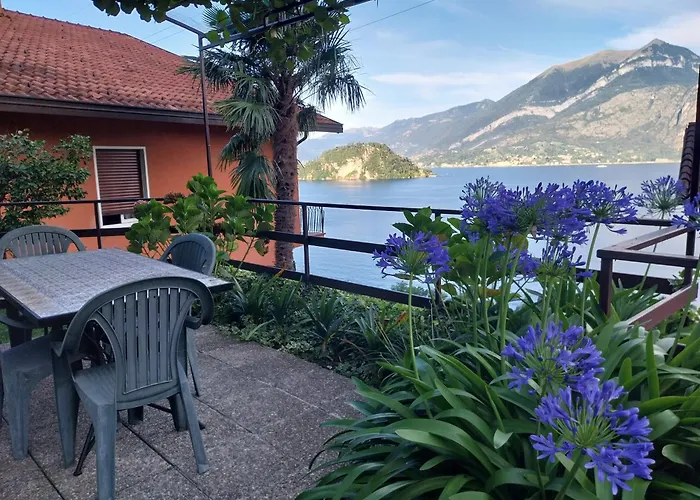 Apartment Bellavista Garden And Flowers Varenna
